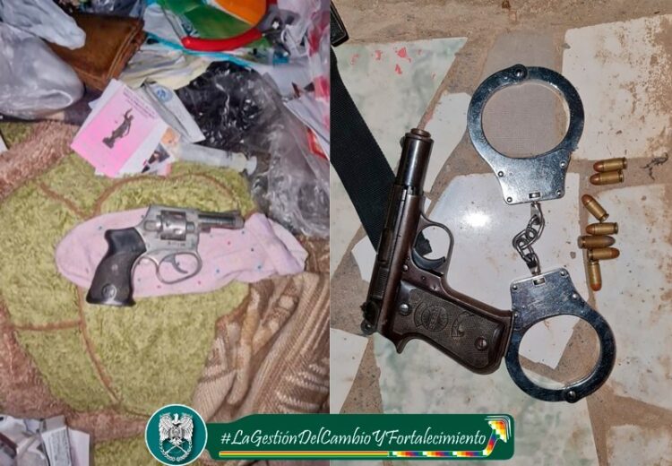 Objetos del delito. Foto: Policía Boliviana