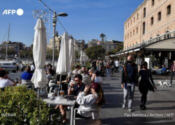 Cataluña elimina el pase sanitario por su poca eficacia frente a ómicron