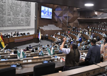 CC rechaza elección del Defensor, pero pide disculpas por su ‘error político’