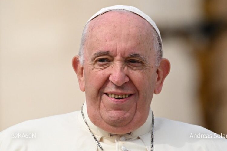 El papa suplica a Putin que cese ‘espiral de violencia’ y rechaza anexiones