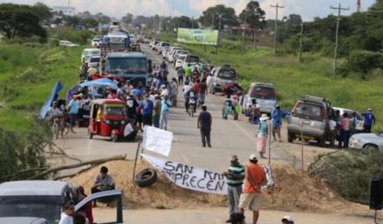 San Julián levanta bloqueo y deja expedita carretera Santa Cruz-Beni