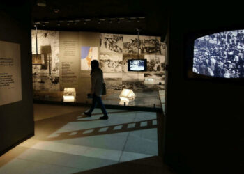 El museo Arafat de Ramala retira unas caricaturas del exdirigente palestino