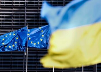 UE recorta previsión crecimiento y eleva expectativa de inflación por la guerra