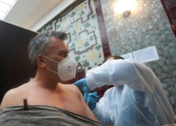 Vacunación obligatoria contra el coronavirus se vuelve realidad en Austria