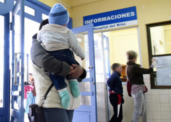 Aumentan de 41 a 248 los niños enfermos con COVID-19 en el municipio de La Paz