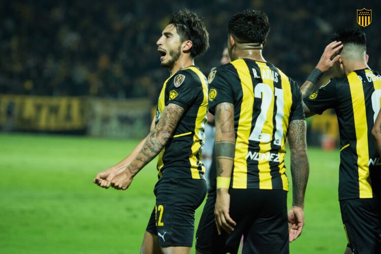 Peñarol logra primera victoria en la Libertadores-2022 al vencer 2-1 a Olimpia