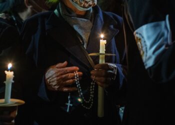 Peruanos visitan Catacumbas en Semana Santa tras dos años de pandemia