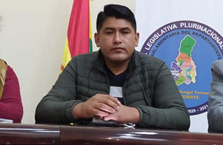 La Fiscalía cita a diputado del MAS por denuncia de protección al desvío de coca