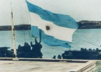 ‘Fui testigo’: excombatientes en Malvinas impulsan juicio contra militares argentinos por torturas