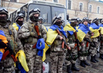 El presidente ucraniano llama a defender Kiev con uñas y dientes de ataque ruso