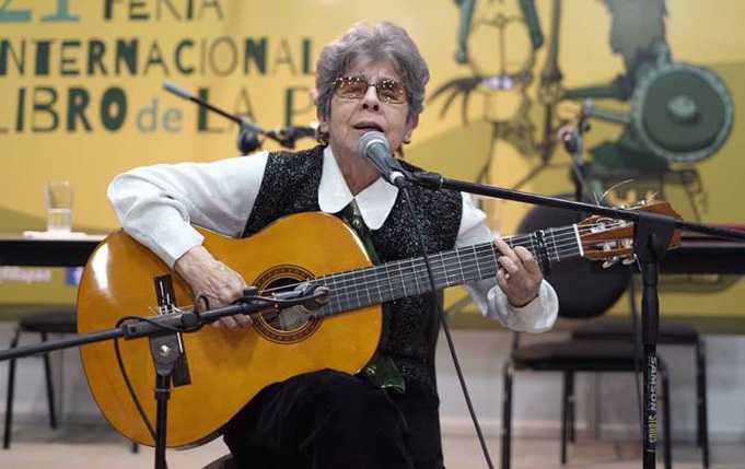 Piden a Arce condecorar a la poetisa y compositora Matilde Casazola con el Cóndor de los Andes