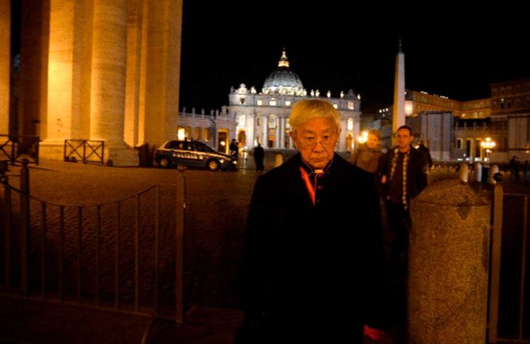 El Vaticano ‘preocupado’ por detención de cardenal en Hong Kong