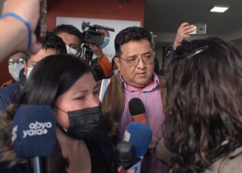 Diálogo se frustra y cocaleros de Machicado advierten con radicalizar protesta por cierre del mercado paralelo