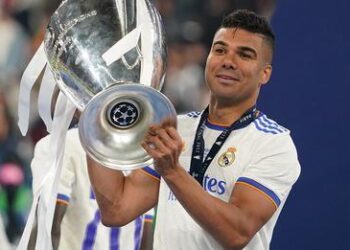 Real Madrid y Manchester United hacen oficial el traspaso del brasileño Casemiro