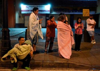 Sismo de magnitud 6,9 deja dos fallecidos en México