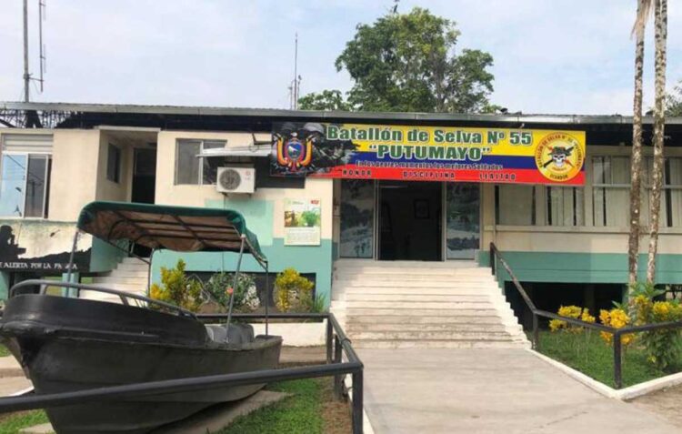 Dos heridos en ataque a instalación militar en Ecuador cerca de Colombia