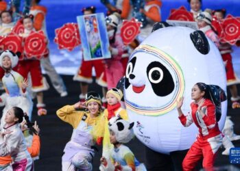 Con una ceremonia alegre y colorida, Pekín abrió sus segundos Juegos Olímpicos