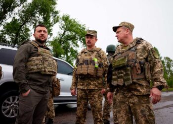 Kremlin: EEUU ‘echa leña al fuego’ al entregar más armas a Ucrania