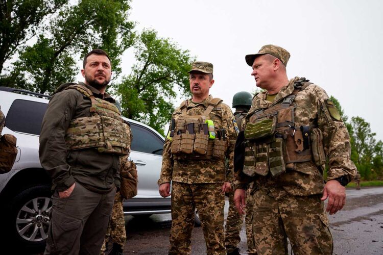Kremlin: EEUU ‘echa leña al fuego’ al entregar más armas a Ucrania