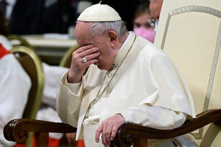 El Papa anula su visita de julio a RDC y Sudán del Sur por problema de la rodilla