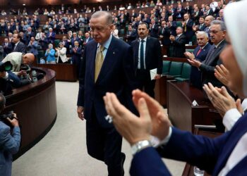Erdogan vuelve a amenazar con una operación militar en el norte de Siria
