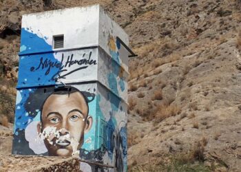 Dos llamitas para Miguel Hernández