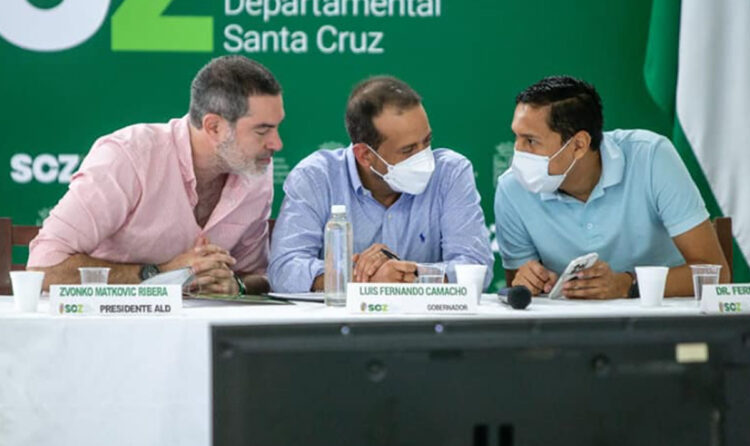 Camacho califica de ‘chicanería’ suspensión de declaración, fiscales denunciaron amenazas