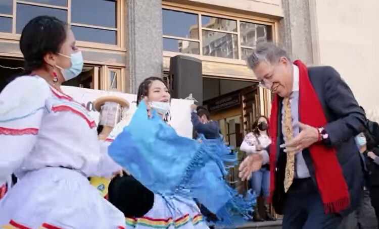 La UMSA lanza la Entrada Folklórica Universitaria 2022, será el 17 de septiembre