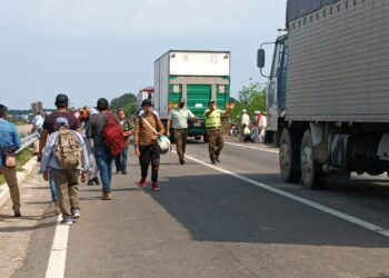 Santa Cruz está semiaislada por bloqueos en al menos seis puntos en diferentes provincias