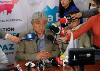 El alcalde de La Paz, Iván Arias, en conferencia de prensa. Foto: AMUN