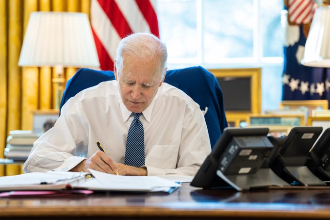 Biden inicia semana crucial para estrategia de Occidente en Ucrania