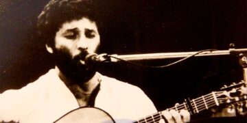 Juan Carlos Orihuela, el loro estepario