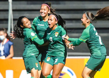 La FBF le baja el pulgar al DT de la femenina, el español Escuín
