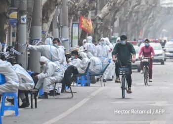 China registra más de 5.000 nuevos casos de COVID-19, un récord desde hace dos años