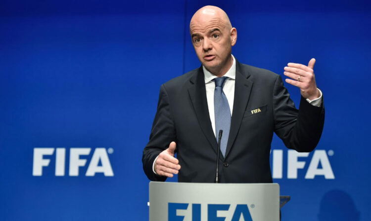 Infantino anuncia que postulará a un tercer mandato en la FIFA