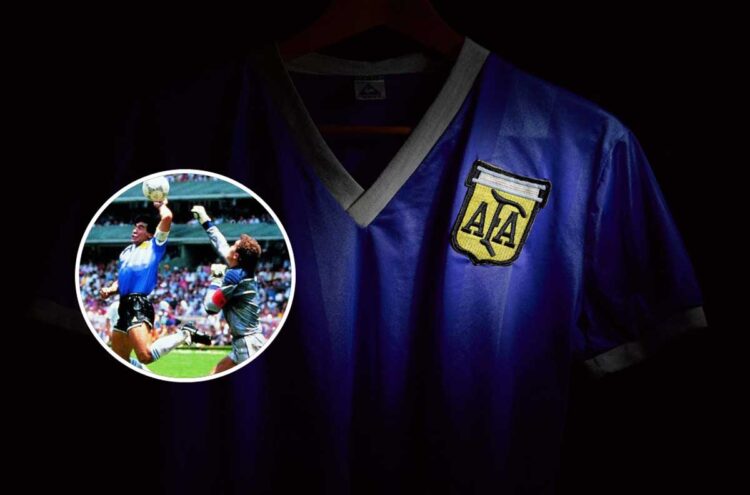 ‘Mano de Dios’: subastan la camiseta de Maradona contra Inglaterra en 1986