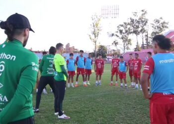 FBF confirma a Escobar en las menores y va por Gómez para la femenina