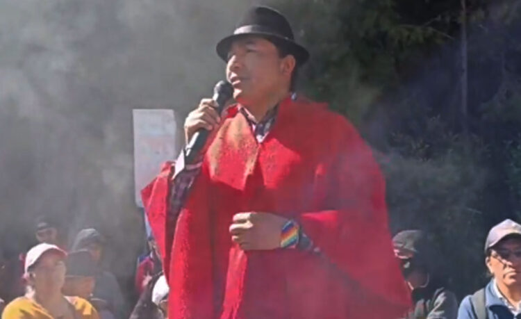 Choques en protestas tras arresto de líder indígena en Ecuador