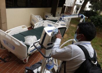 Salud entrega ocho unidades de terapia intensiva al hospital Viedma de Cochabamba