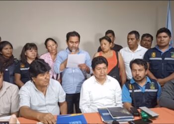 Lectura del acuerdo. Foto: Kawsachun Coca