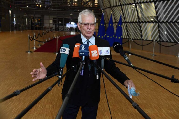 UE adopta nuevo paquete de sanciones a Rusia, con fuerte golpe al sector petrolero