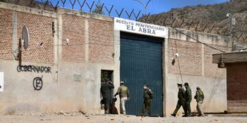 El frontis del centro penitenciario de máxima seguridad en Cochabamba, El Abra. Foto: Archivo LR