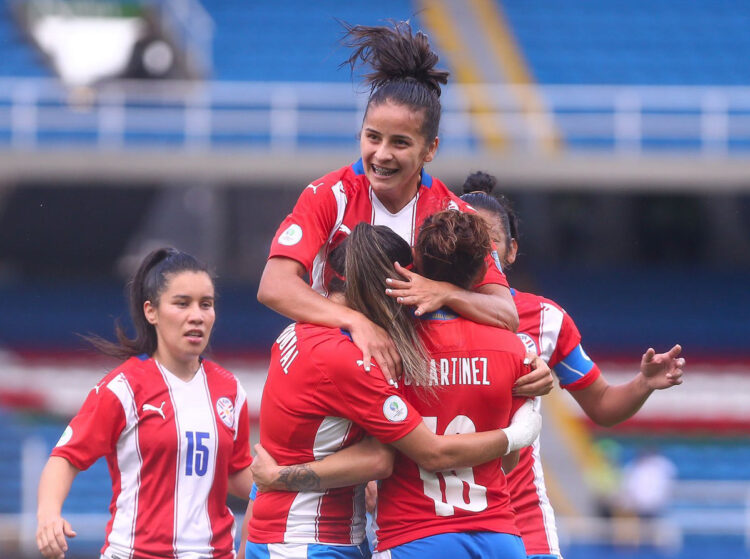Paraguay gana 3-2 a la Chile de Christiane Endler en Copa América Femenina