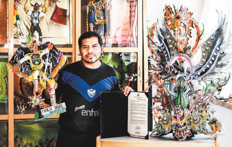 Juan Carlos Flores, artista hijo de artistas