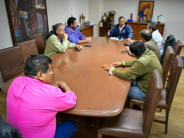 Transportistas cruceños piden diálogo para dar una solución definitiva al conflicto por el Censo
