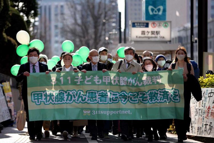 Habitantes de Fukushima denuncian la planta nuclear por casos de cáncer
