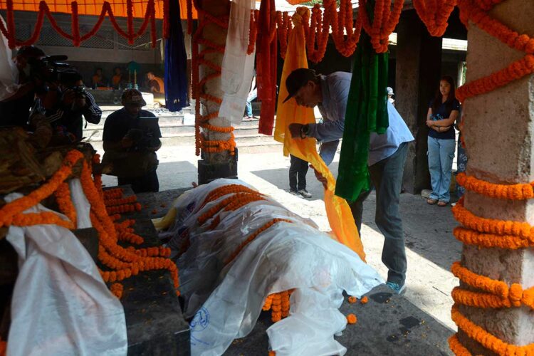 Al menos 10 muertos en India luego de una avalancha en el Himalaya