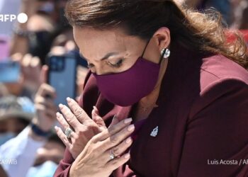 Xiomara Castro asume la presidencia y propone refundar un Honduras ‘socialista y democrático’