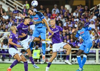 Nápoles no pasa del empate; seis equipos lideran la Serie A italiana