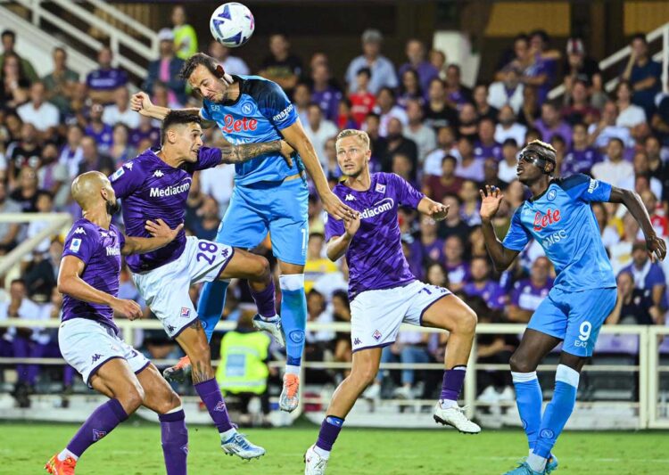 Nápoles no pasa del empate; seis equipos lideran la Serie A italiana